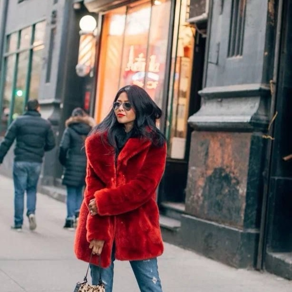 Candace Orig. Red Faux Fur Coat LG - Picture 2 of 10